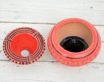 Clay Ashtray with Berber Design, Arabesque Marocain Red Design Ceramic Ashtray with removable Lid, Holiday Gift