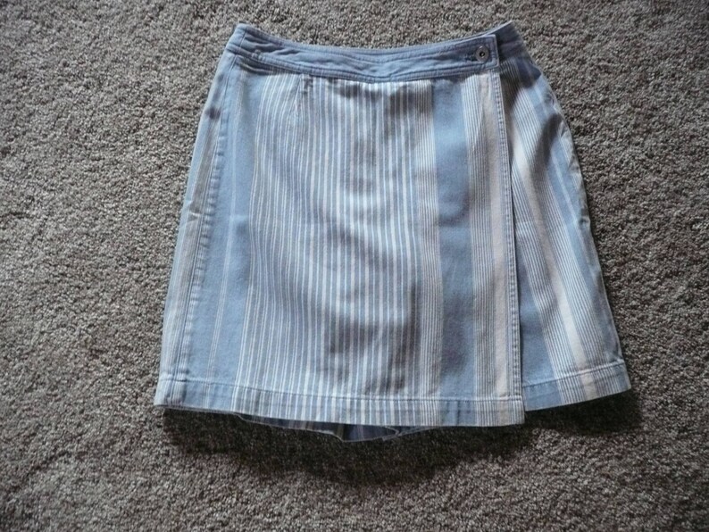 liz claiborne denim skirt