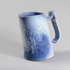 Caneca de Cerveja Espiral Cerâmica Azul Céu