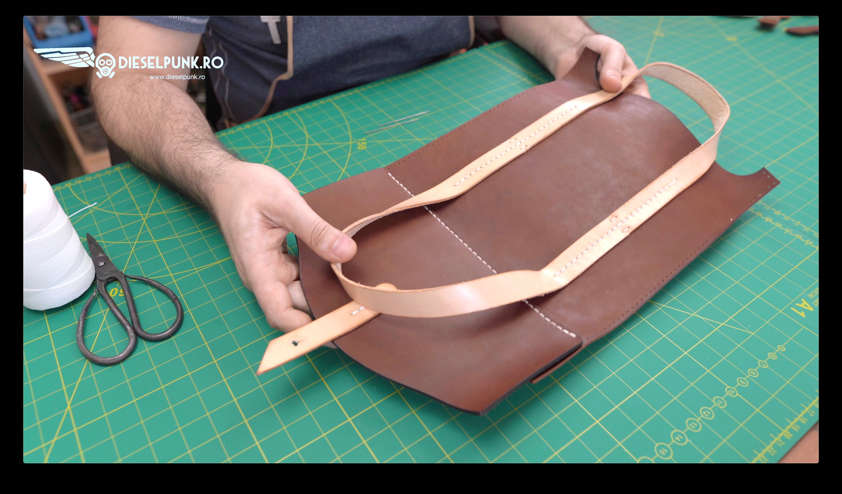 Round Leather Bag Pattern Leather DIY Pdf Download Boules Bag