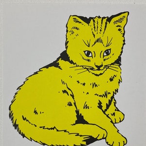 jaune de carte postale de chat de Zazzle.be Liste d'envies Vous avez des idées ? Cadeau pour amoureux des chats | postale d'ondes positives | Cadeau ondes positives | Ambiance positive svg | Carte postale drôle de chat