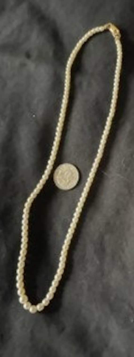 Vintage pearl necklace - image 1