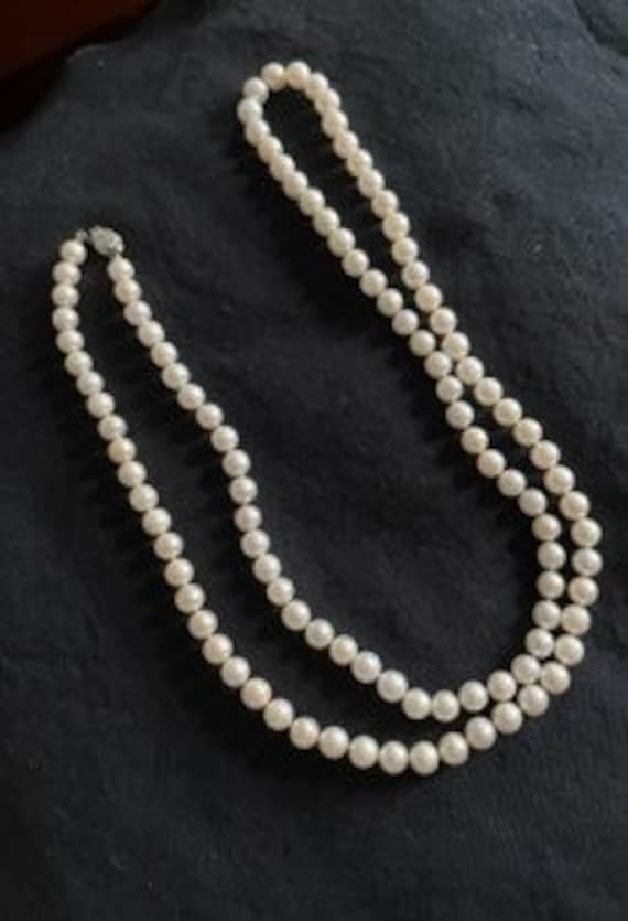 Gorgeous vintage Oriental pearl necklace