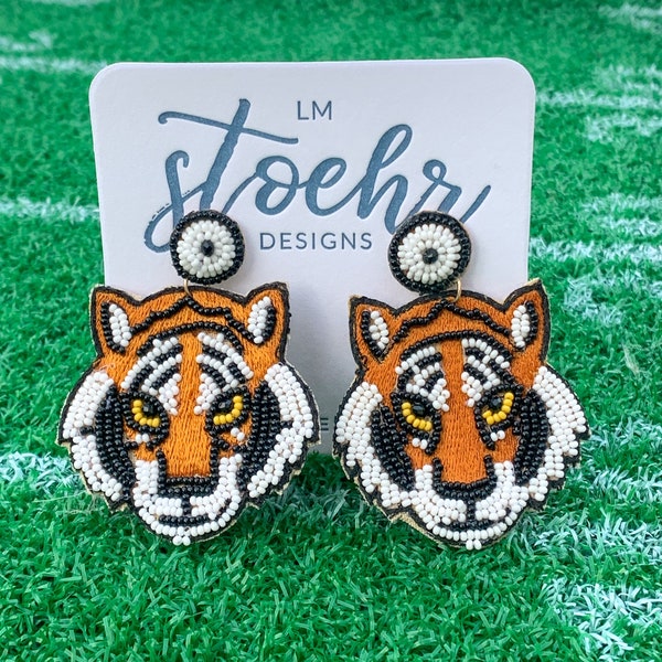 Easy Tiger Beaded Earrings || GameDay Outfit || Go Tigers || Tiger Nation || Bengals