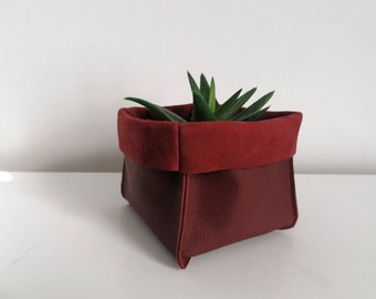 Planter Cover Leather/Leather Pot Cover/Leather Basket/Burgundy Planter Cover/Red Leather Basket Bin/READY TO SHIP