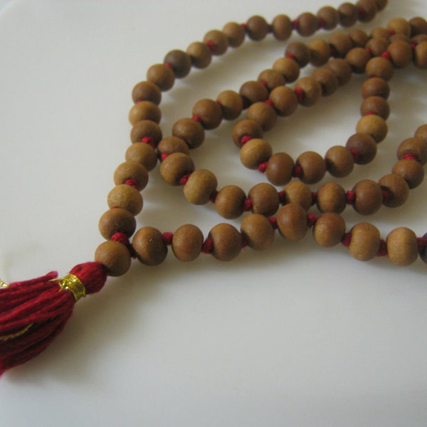 Natural Fragrant Sandalwood Handmade Mala 108+1 Beads Hindu Prayer Beads Mala Yoga Mediation Chandan Mala Handmade With Red cotton Tassel OM