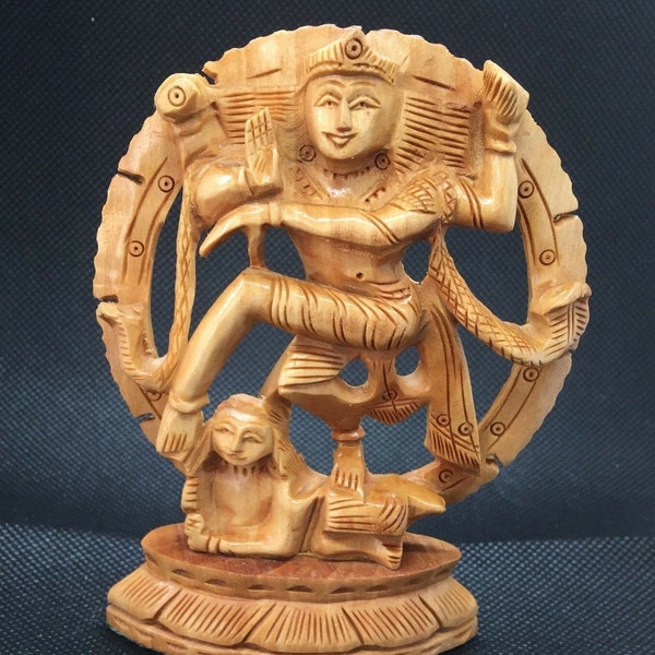 Statue de Shiva, sculpté à la main en bois 5" belle Natraj danse Natraja dieu hindou Seigneur Shiva Statue en bois Natrajan Om, sculpture de danse de Shiva