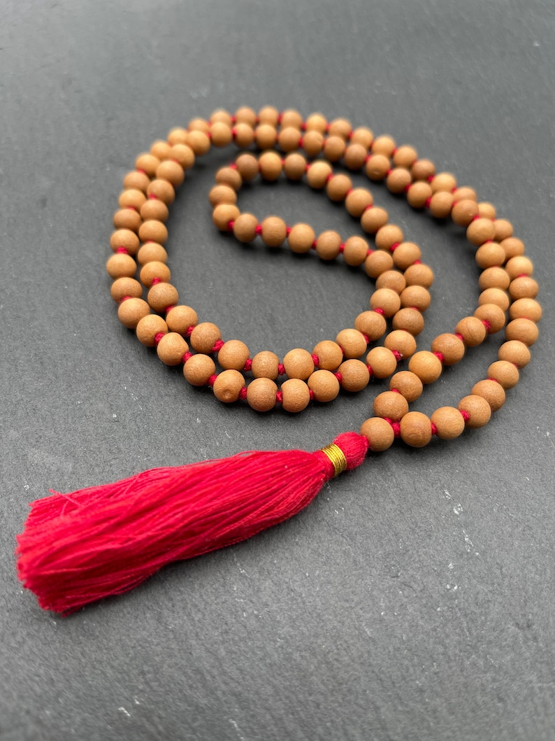 Chapelet mala en bois de santal 6 mm 8 mm 108, collier japa mala en bois de santal, collier pour homme, perle en bois, perles de prière tibétaines bouddhistes de méditation hindoue 6 mm