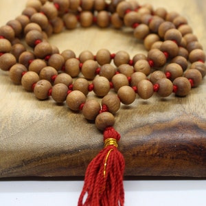 Chapelet mala en bois de santal 6 mm 8 mm 108, collier japa mala en bois de santal, collier pour homme, perle en bois, perles de prière tibétaines bouddhistes de méditation hindoue image 9