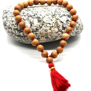 Pulsera Mala de Sándalo 8 mm 27 Cuentas Mala de Oración, Pulsera de Sándalo Anudada Cuarto Mala, Pulsera de Meditación Tibetana Budista Mala Rosario