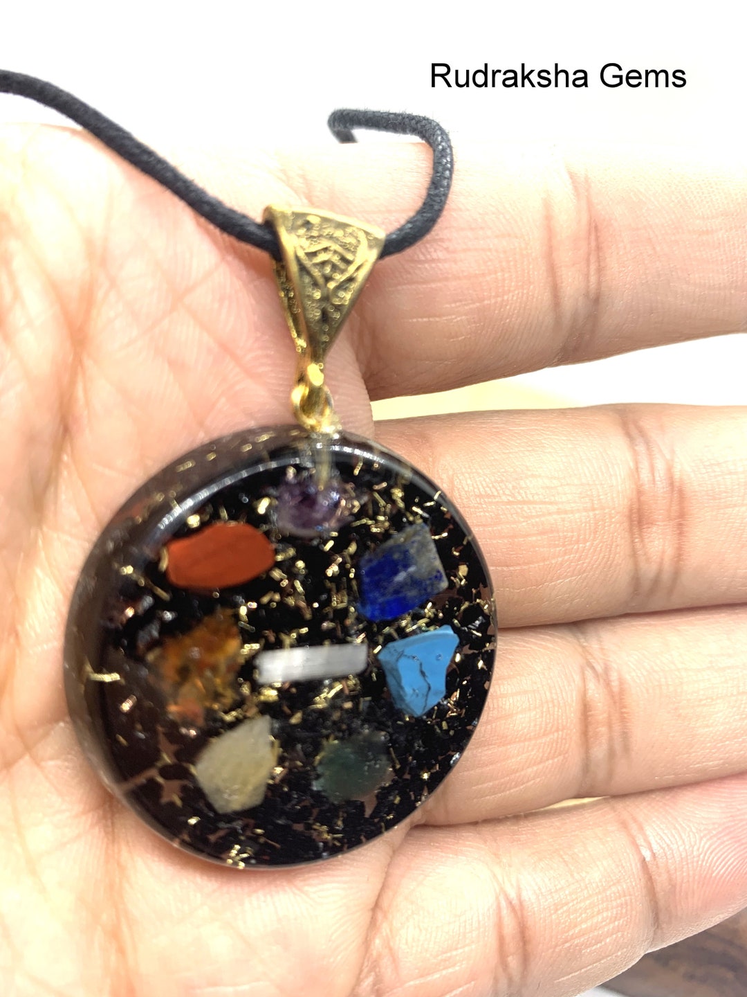 Black Tourmaline Seven Chakra Pendant, Size: 55 Mm At Rs 100/piece In - Foto 9