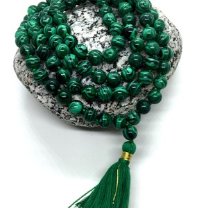 Malachite Japa Mala 108 Beads / Hand knotted Full Mala Necklace / Meditation and Yoga Mala / Heart Chakra Mala Buddhist Prayer Beads Jewelry