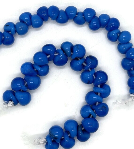 Unicorn Teardrop Beads True Blue Regular 9mm or Mini 4mm, 25 beads per strand
