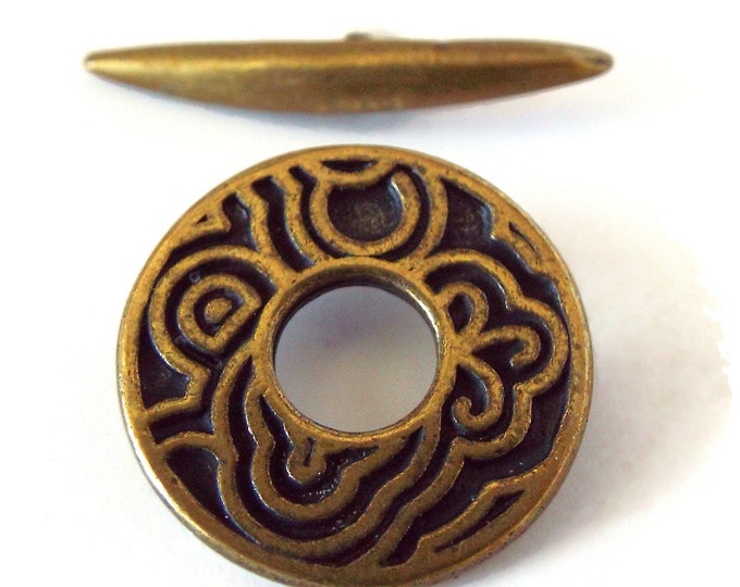 Toggle Clasp, Scrollwork, Antique Gold Plate