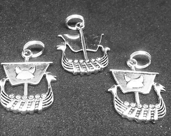 Longboat - individually or in a set of 3 - mesh marker