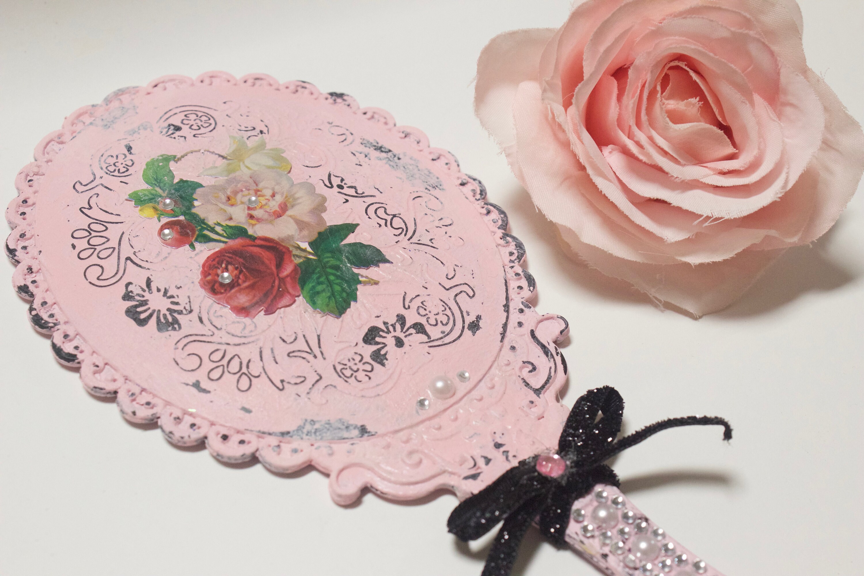 Shabby chic rosa espejo. Espejo de tocador decorativo hecho | Etsy