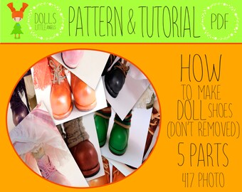 Op de afbeelding: Een collage van foto's die verschillende stijlen van poppen schoenen laten zien. De tekst "HOW TO MAKE DOLL SHOES (DON'T REMOVED) 5 PARTS 417 PHOTO" staat op de afbeelding.