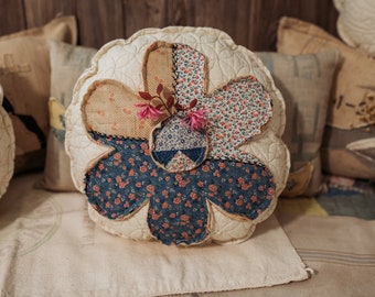 Spring Flower Pillow- Spring antique quilt pillow-flower pillow-round flower pillow