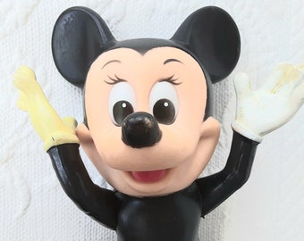 Minnie Mouse-pop Vintage Disney Geen kleren Geen strik alleen schoenen Dakin Hong Kong - scroll naar beneden voor de volledige beschrijving.