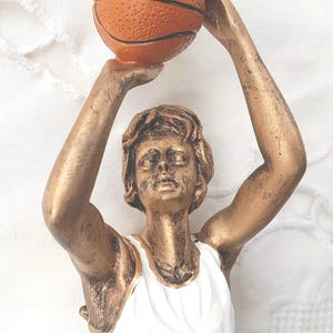 Damen oder Mädchen Basketball Trophy, Harz, kein Namensschild, Sprungwurf realistische Figur, Vintage Sports Award -Scrollen Sie nach unten für alle Details
