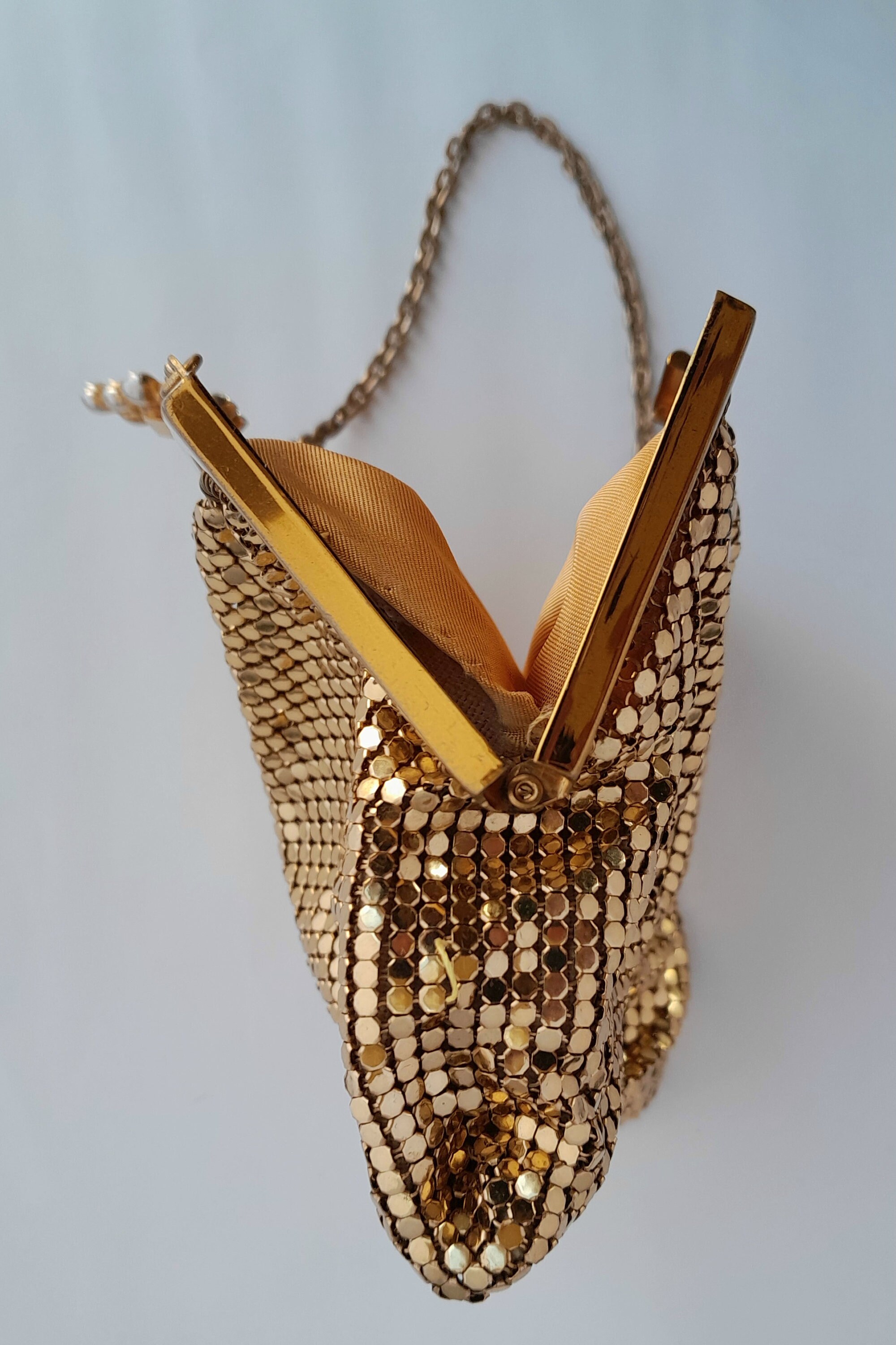 バッグ WHITIN & Davis. Bag Whiting & Davis Mesh Bag With Rhinestone Clasp Gold Tone