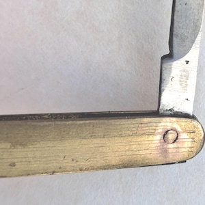 Navaja japonesa vintage de 2 1/2 pulgadas con llavero, hoja única, marcada Pacific Import Co. Japón. Desplácese hacia abajo para ver la descripción completa.