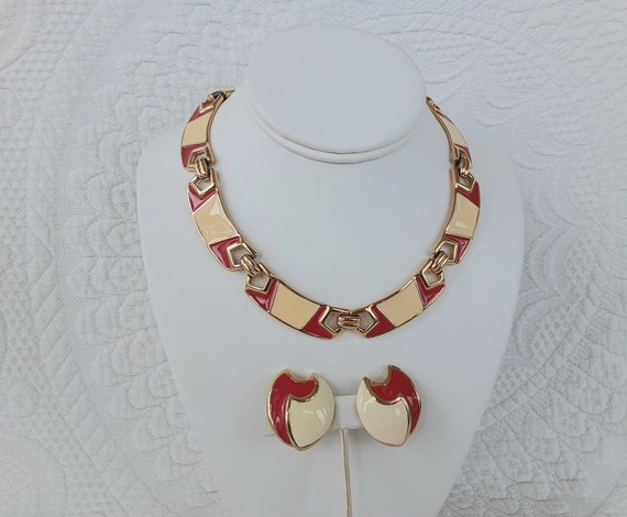 beautiful costume jewelry for gifting UK FREE SHIPPING Gold tone Red enamel ribbon design choker 90s vintage necklace 20 /% Off