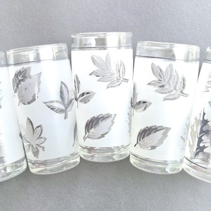 Silver Leaf Frosted Glasses, set of 5 Small Juice, Cordial, Shots, 4 oz, Libbey Mid Century Barware, scroll down for full description