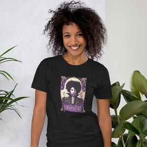 La maglietta personalizzata di Prince è un must per ogni fan sfegatato di Prince!