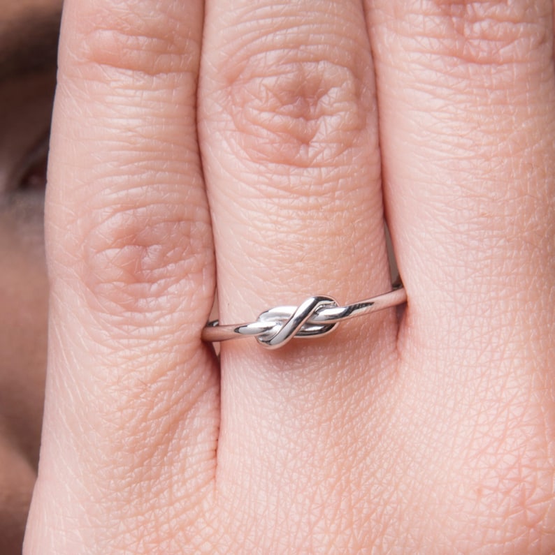 SOLID GOLD knot ring Gift Friendship ring Bridesmaid ring 14k GOLD ring Wedding jewelry Rose knot ring 1.3mm Knot ring