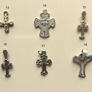 Vintage Sterling Silver Cross Pendants and Religious Medallions bild 4