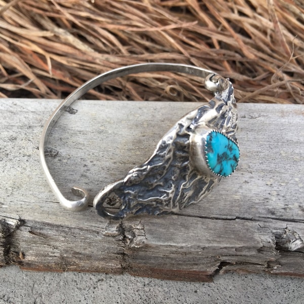 Silver Reticulated Bracelet with Turquoise Cabachon image 3