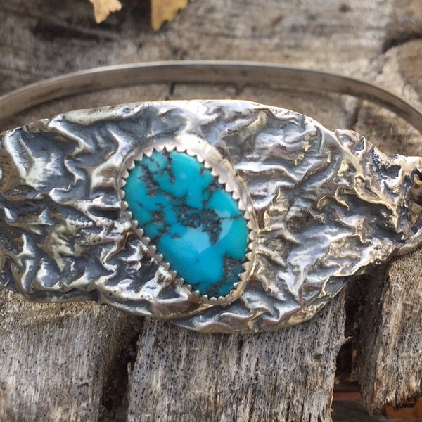 Silver Reticulated Bracelet with Turquoise Cabachon image 1