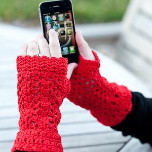La Villa Lace Fingerless Gloves Pattern  / Cotton Crochet Women Teen