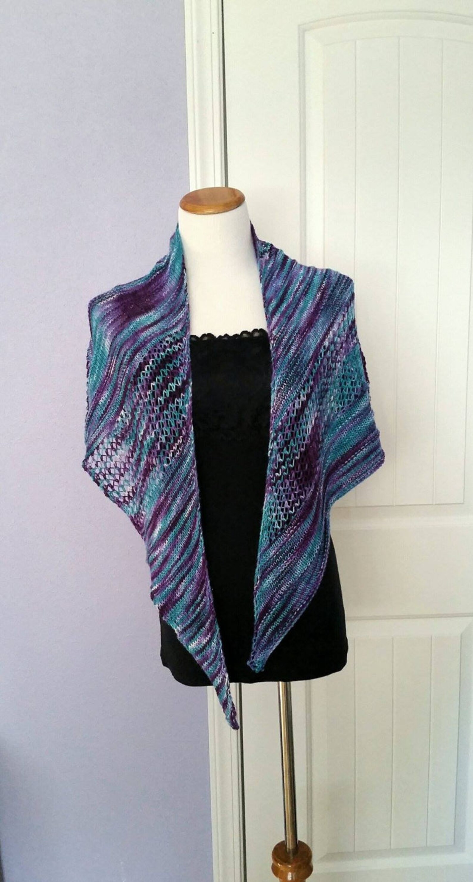 KNITTING PATTERN Shawl Pattern Triangular Shawl Catching Etsy