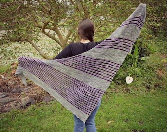 KNITTING PATTERN - Shawl Pattern, Triangular Shawl, Color Code Shawl (One Size)