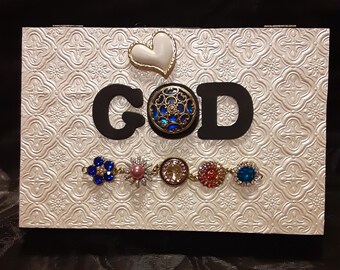 God box made from recycled Cigar box! How cool is that!