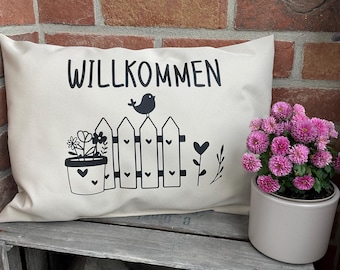Outdoor cushions, decorative cushions, outdoor pillows, welcome