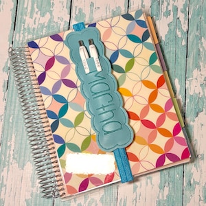 Personalized Book Band, Scallop Notebook Pen Pouch, Scalloped Coloring Book Pouch, Pen Bookmark, Personalized Planner Band--- 70 Colors