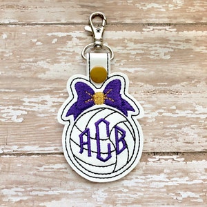 Personalized Volleyball Keychain, Personalized Volleyball Bag Tag, Volleyball Keychain, Volleyball Zipper Pull