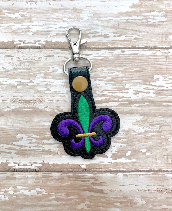 fleur de lis keychain