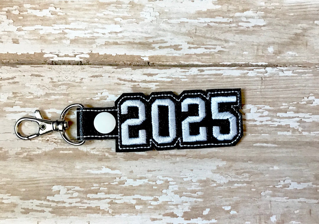 2025 Keychain Class of 2025 Key Chain 2025 Graduate Zipper Etsy