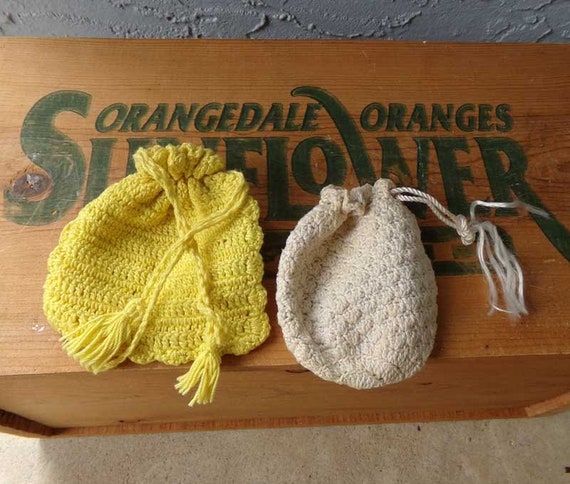 Crocheted drawstring coin purse, vintage crochete… - image 3