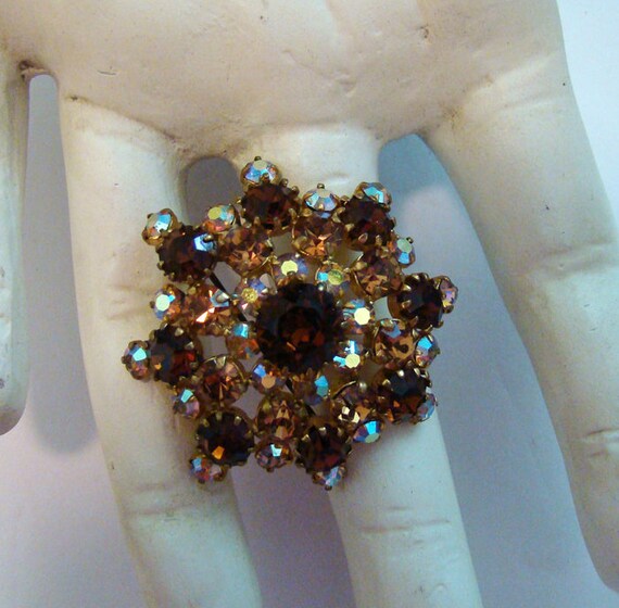 Vintage Austrian crystal brooch, Amber colored br… - image 9