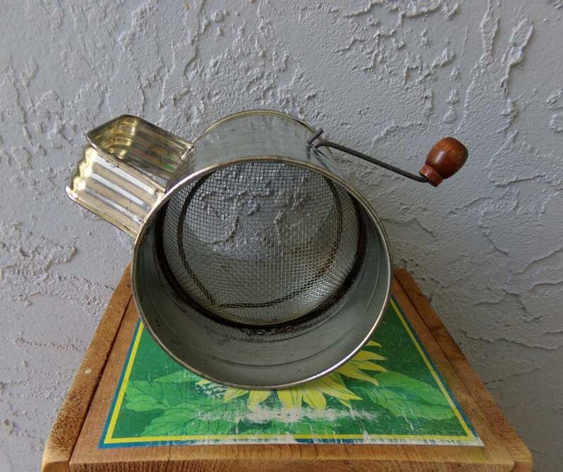 Bromwell's 3 Cup Flour Sifter Vintage Kitchen Decor Etsy