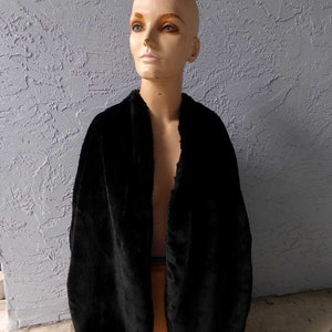Faux Fur shawl. Faux fur stole, Black faux fur shawl wrap, Faux mink stole, black faux fur shawl, Size L-XL image 3