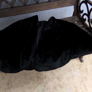 Faux Fur shawl. Faux fur stole, Black faux fur shawl wrap, Faux mink stole, black faux fur shawl, Size L-XL image 2
