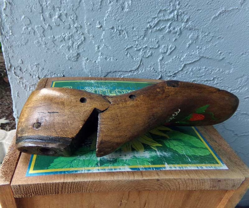 recipe holder wooden shoe Recipe holder wooden shoe recipe holder wooden recipe holder vintage wooden shoe recipe stand