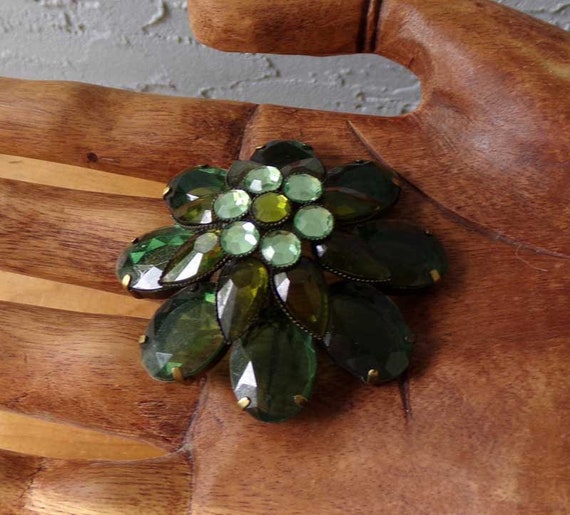 Vintage green brooch, green flower brooch, Vintag… - image 8