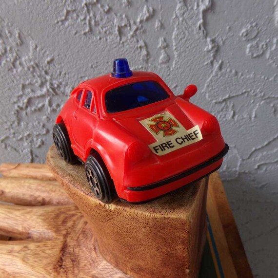 wind up toy car